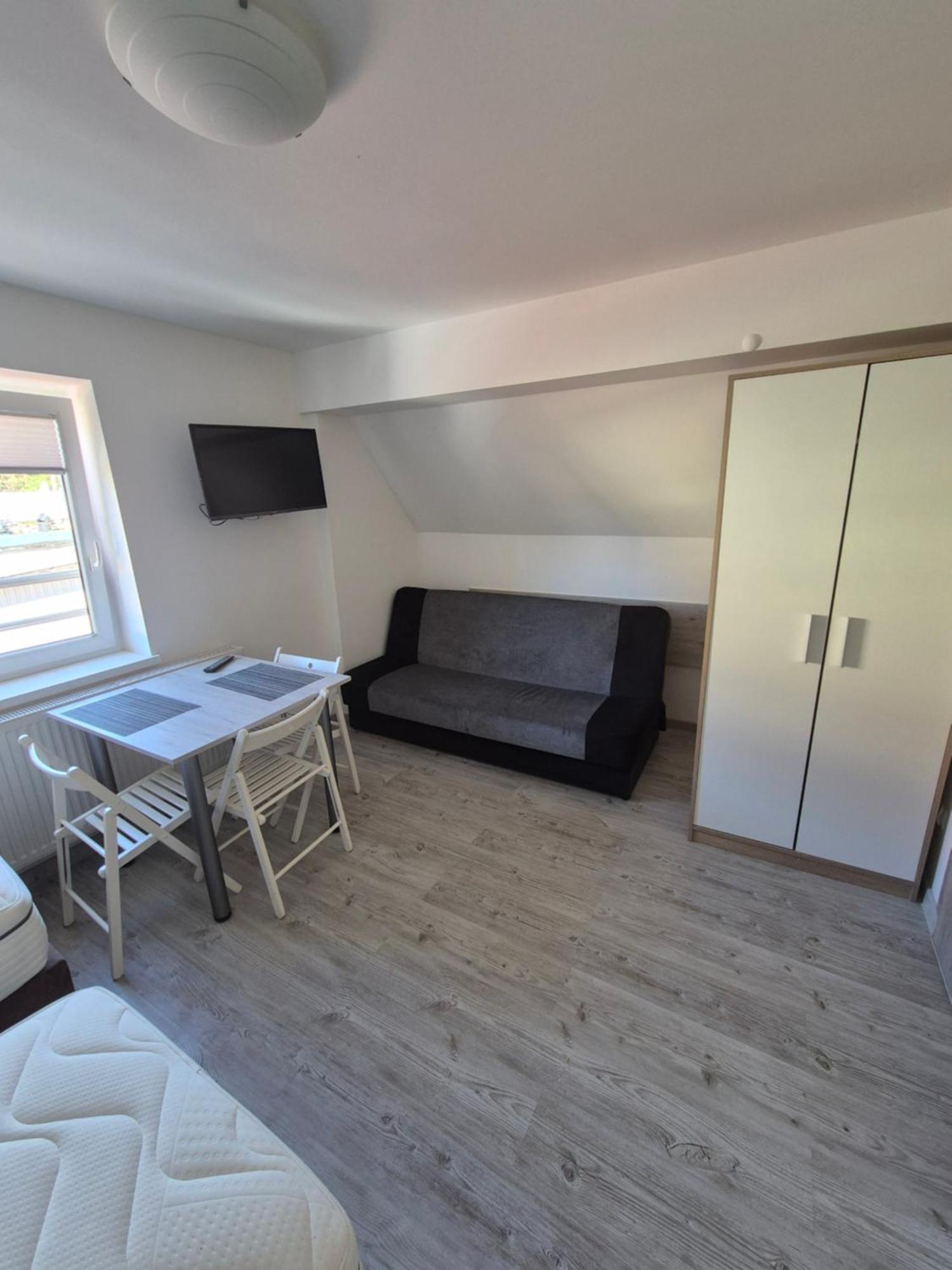 Dom Przy Plazy Apartman Dźwirzyno Kültér fotó